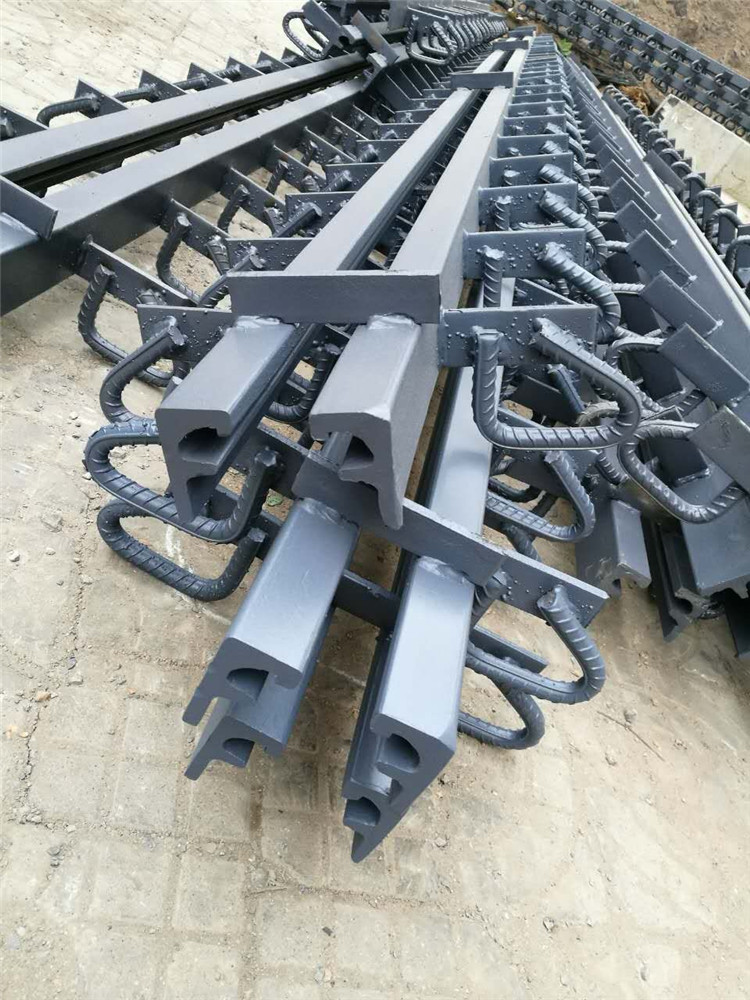 1595611993387930.jpg 1ac5e5700c4d957440bc4faf42f84cd.jpg