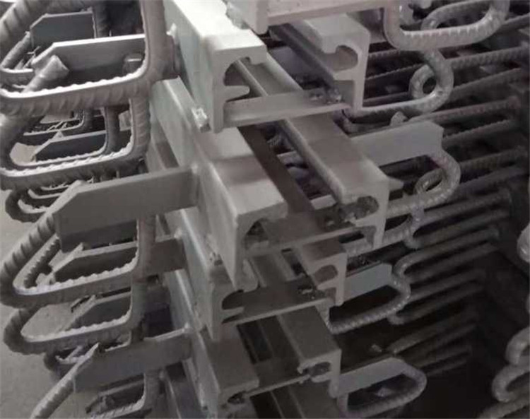 1609005422924150.jpg 伸縮縫00.jpg