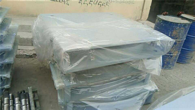 1621816581441393.jpg 直徑1.3米盆座.jpg