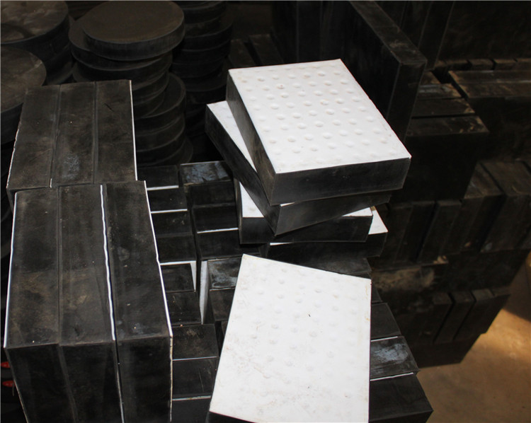 1626054804169544.jpg 矩形四氟板支座.jpg